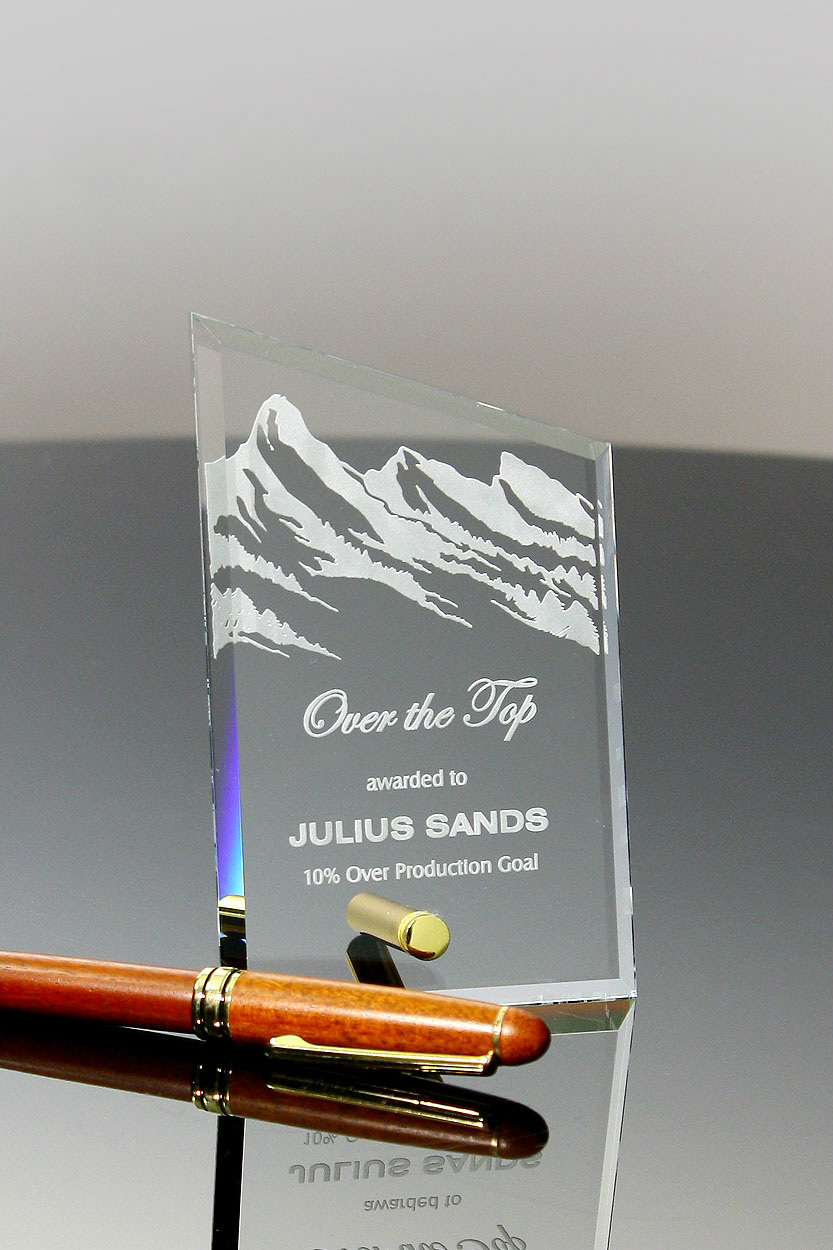 Slanted Quad Glass Award (#1550, #1601, #1915)