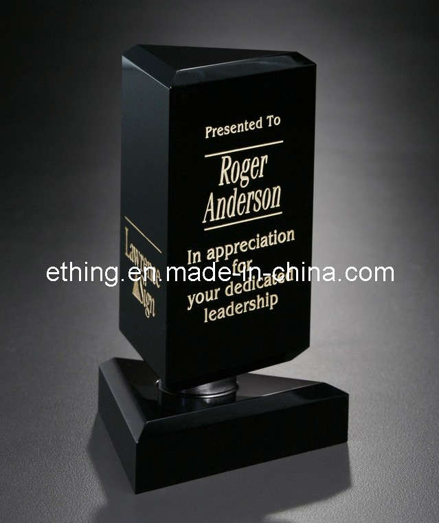 Crystal Awards in Motion Triangle (CA-1132)