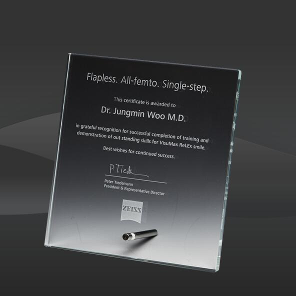 Square Glass Plaque Award (CIP-EC135)