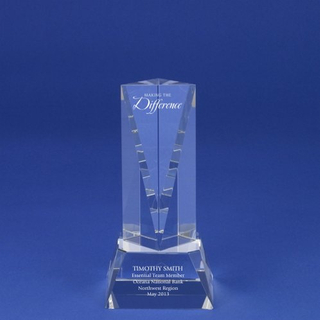 Triangle Sculpture Crystal Trophy (#75114)