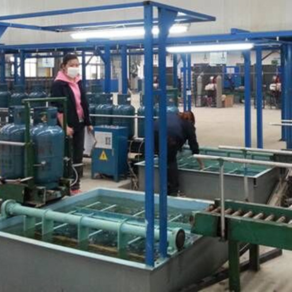 LPG Cylinder Leakage Testing Machine