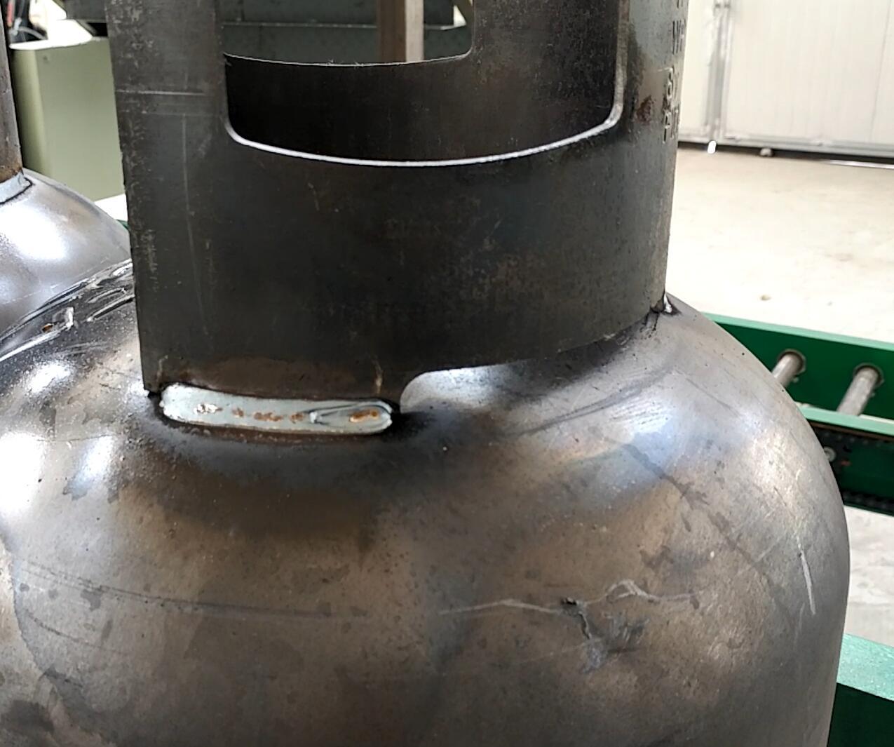 Digital Control LPG Cylinder Shroud Welding Machine