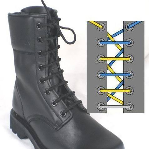 ¿Cómo atar los cordones de las botas militares?