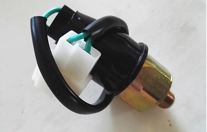 4130000521 Switch of Brake Light Yk209K for LG936L LG956L L956f LG968 Wheel Loader Spare