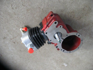 Sdlg Loader Parts Wd10g220e21 Engine Parts Air Compressor 612600130430 4110000557033