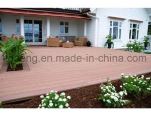 Panneau ext&eacute;rieur r&eacute;sistant au feu de Decking d'Antirot WPC de bonne qualit&eacute;