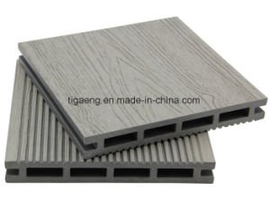 Decking compos&eacute; en plastique en bois r&eacute;utilis&eacute; durable, plancher imperm&eacute;able &agrave; l'eau de WPC