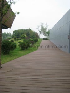 Buen suelo al aire libre del Decking de la calidad WPC hecho del compuesto pl&aacute;stico de madera