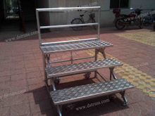 Aluminum Folding Chorus