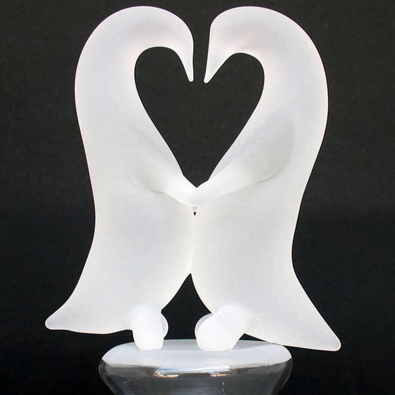 Penguin Figurines Dancing Glass Wedding Decoration of Cake Topper