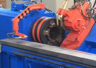 Metallic Cylinder Hot Spinning Machine