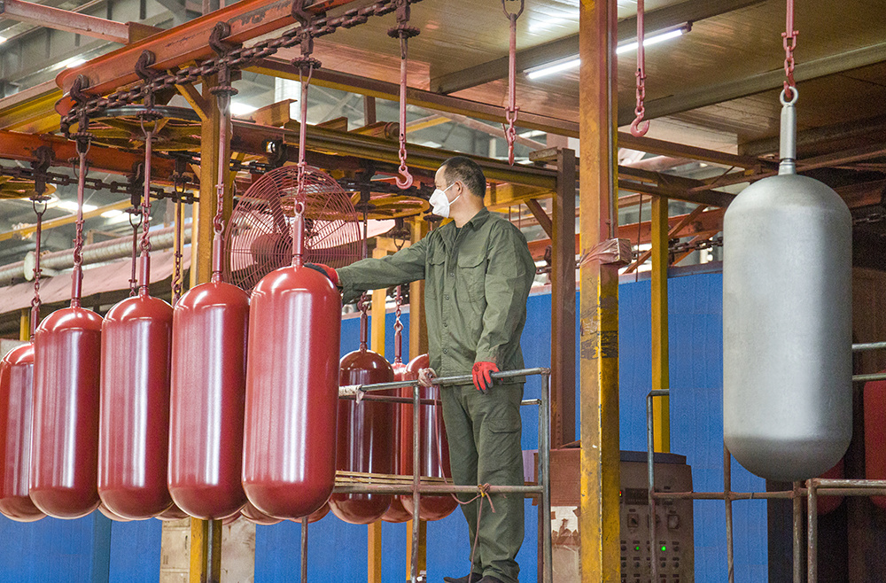 ISO11439 Standard High Pressure Type2 CNG Steel Gas Cylinder for Vehicle/Bus/Truck Use