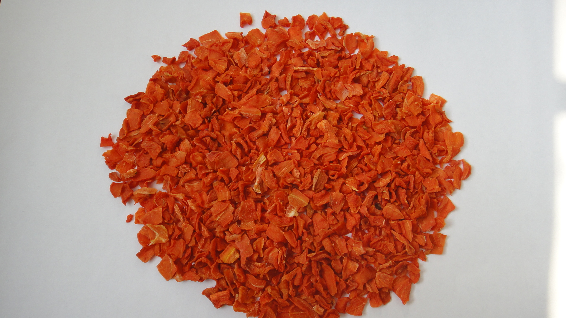 Chinese Dehydrated Carrot Granules Flakes Powder 