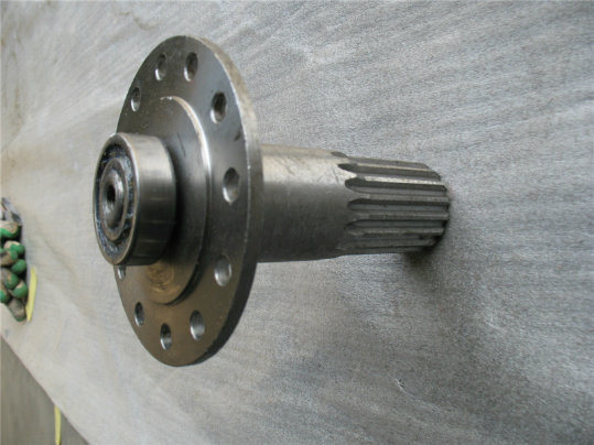 Sdlg LG936/LG956 Wheel Loader Parts 3030900104 Shaft for The Second Speed and 4021000016 Ball Bearing GB276-6204