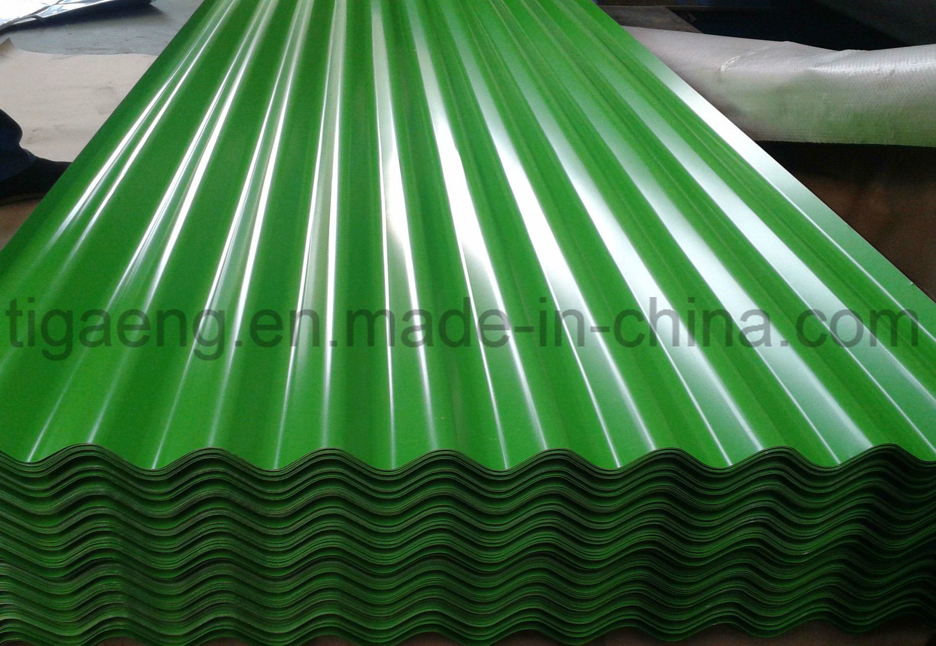 Factory Price Color Coated Steel Wall Tile/Plate/Sheet for Kenya