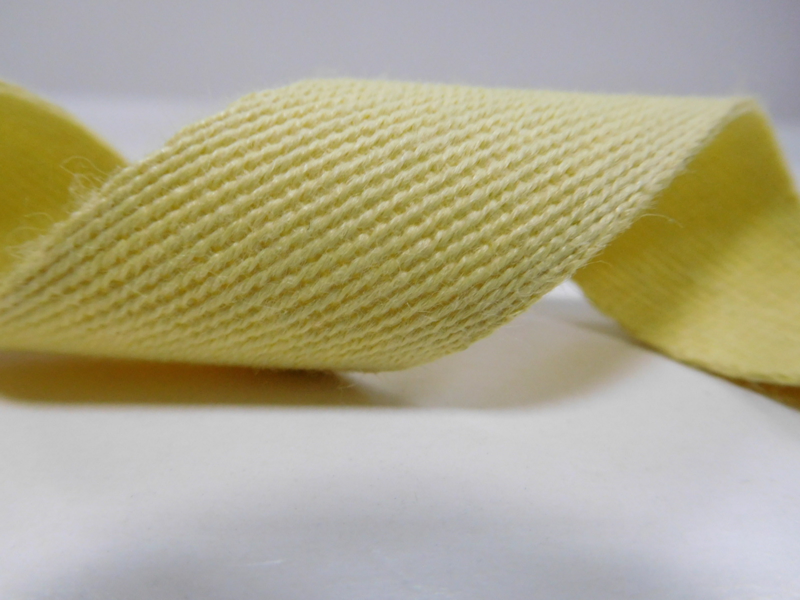 aramid fiber webbing for fire safety garments