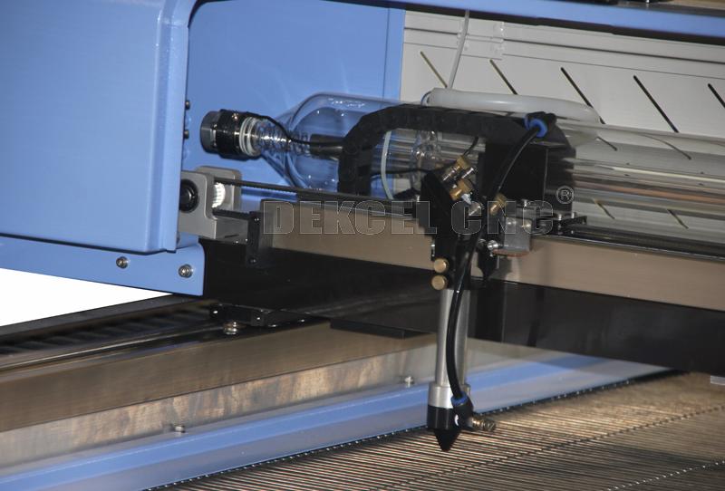 fabric co2 laser cutting machine cutting head cabezal cortador de la cortadora del laser del CO2 de la tela