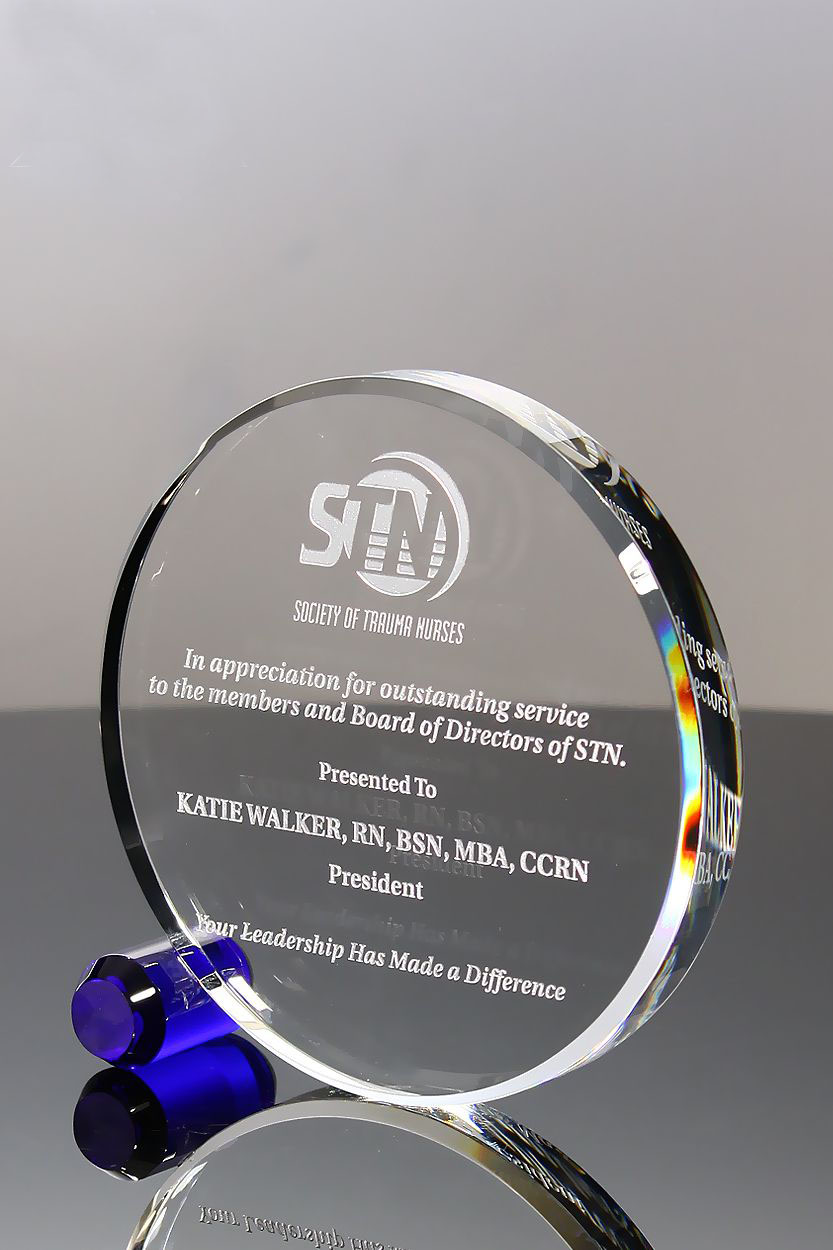 Crystal Circle with Blue Crystal Stand for Recognition Awards