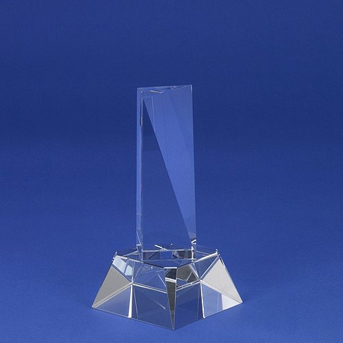 Triangle Sculpture Crystal Trophy (#75114)