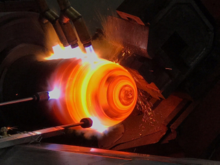 Seamless Steel Gas Cylinder Hot Spinning Machine