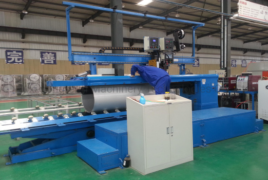 High-Quality LNG Cylinder Pass-by Type Automatic Longitudinal Seam Welding Machine