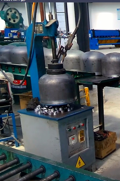 LPG Gas Cylinder Manufacturing Line Socket Welding Machine
