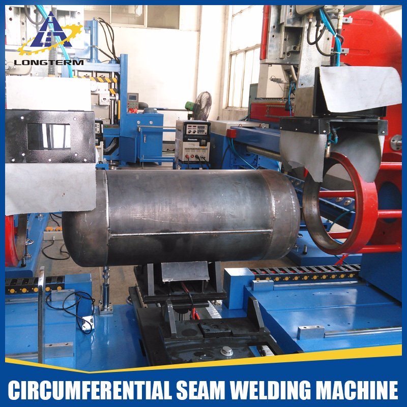 Costly and Time Saving Circumferential / Circular Welding Machine for LPG Cylinders