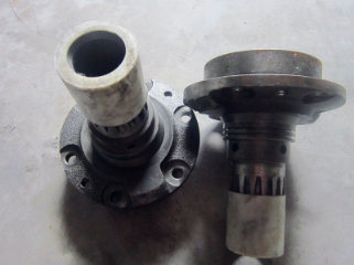 Sdlg LG956 LG958 LG968 Wheel Loader 4wg200 Transmission Parts Guide Seat 1zl30d-11-05 4110000084047