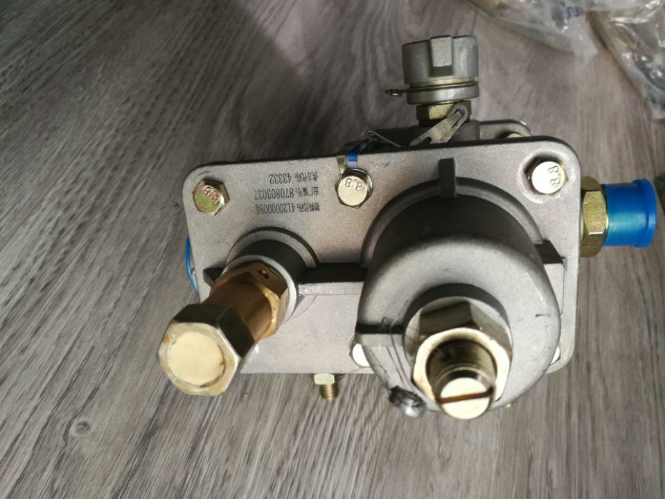 4120000084 Air Dyr St-50g From Sdlg Wheel Loader