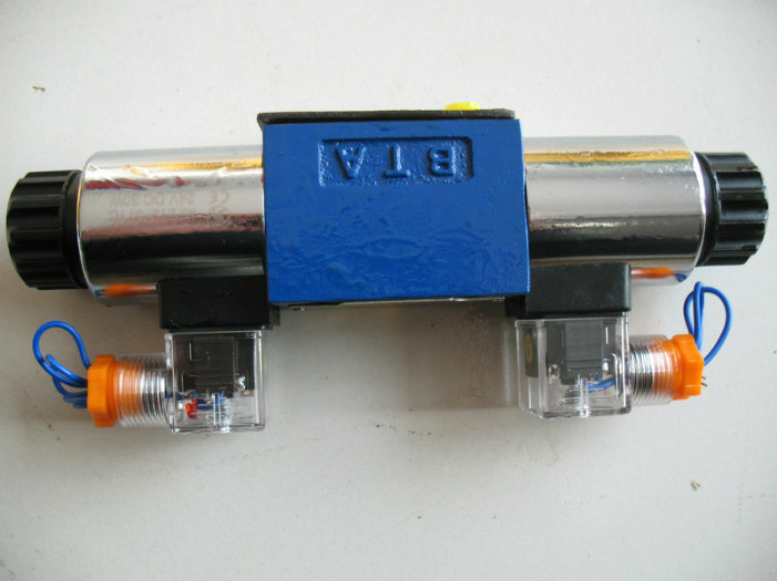 Sdlg G9190 Motor Grader Spare Parts Solenoid Valve 4we6e61b/Cg24nz4b08 4120000368