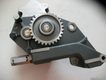 Sdlg LG956L Front End Wheel Loader Deutz Engine Spare Parts Oil Pump Az1500070021A 4110000556003