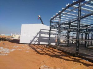 Structure m&eacute;tallique de Peb de construction de mesure pr&eacute;fabriqu&eacute;e de lumi&egrave;re