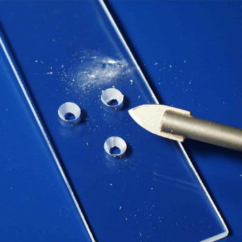 Spear Point Carbide Drill Bits Drilling glass Forets au carbure Spear Point Perçage du verre