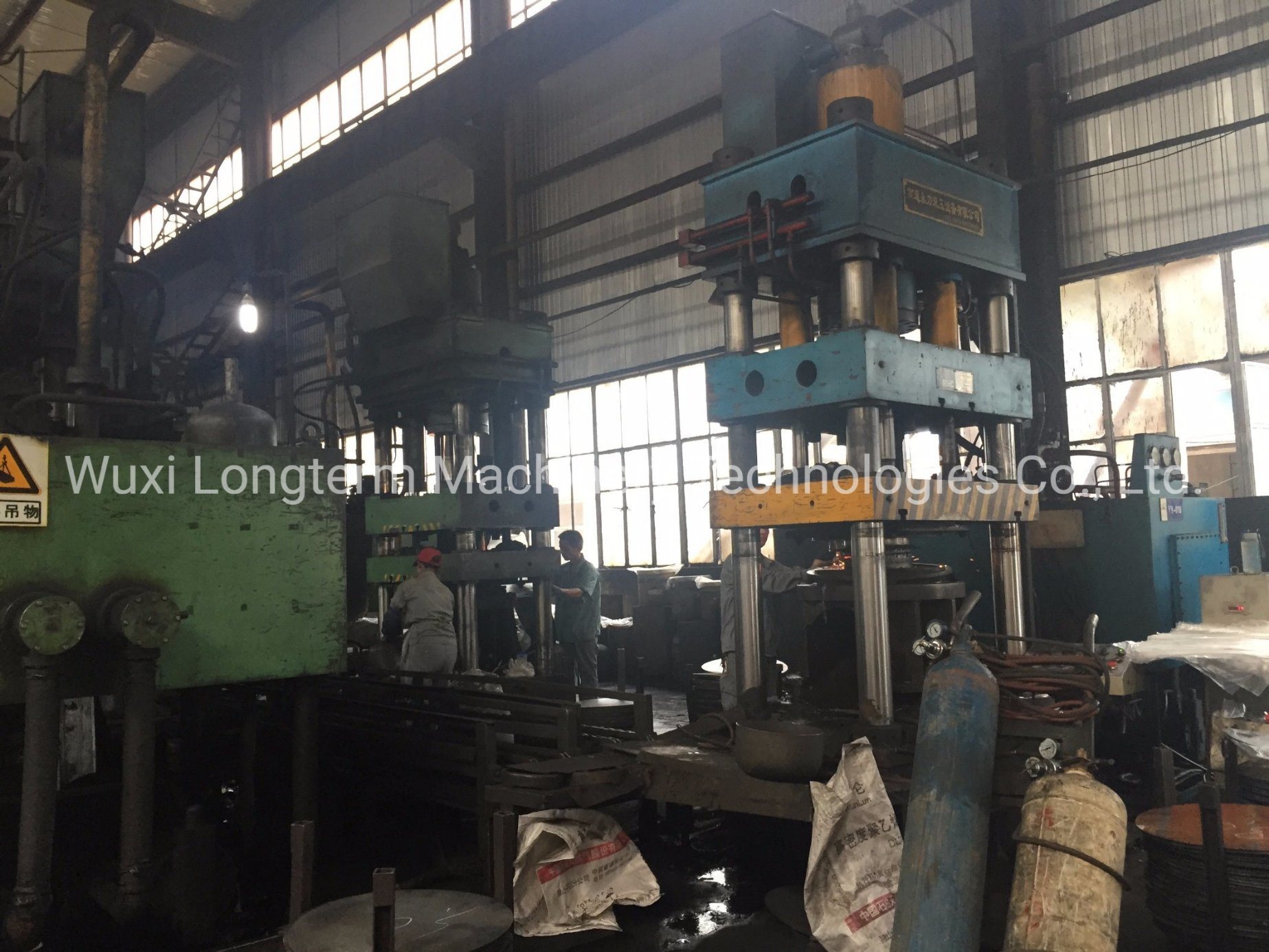 LPG Cylinder Deep Drawing 4 Column Hydraulic Press Machine