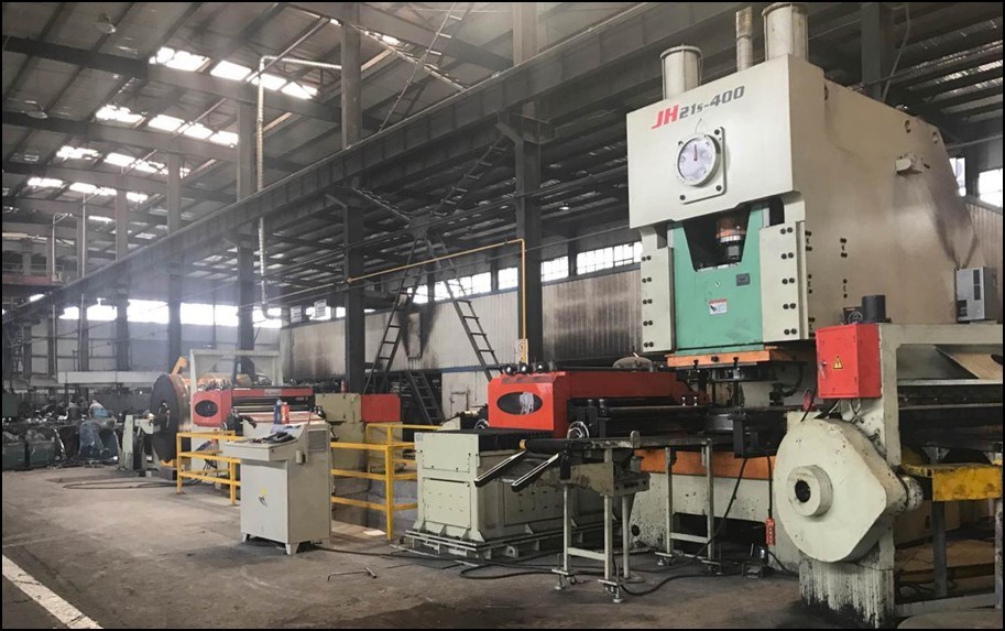 LPG Gas Cylinder Valve Socket Welding Machine for Production Line