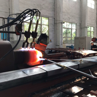 CNG Bottle Metal Spinning Machine