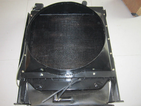 Sdlg LG956 Loader Spare Parts Engine Radiator LG03-Sx-01 4190000411