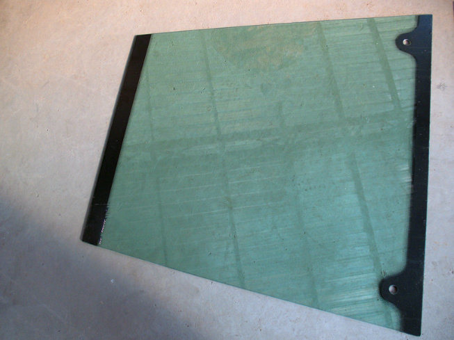 Sdlg LG936 LG938 LG956 LG958 LG968 Cab Parts Front Windshield Glass 4190000943