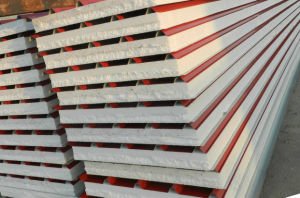 panneau &quot;sandwich&quot; de 75mm PU/EPS/Rockwool/Glasswool pour le toit/mur