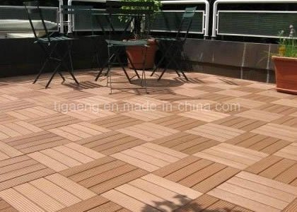 Decking antid&eacute;rapant de WPC DIY de PE en bois carr&eacute; imperm&eacute;able &agrave; l'eau de tuile