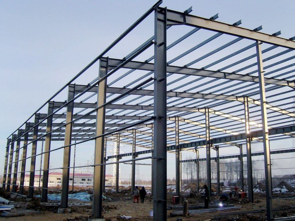 Professional Fabrication Construction Structural Pre Engineered Steel Godown Warehouse