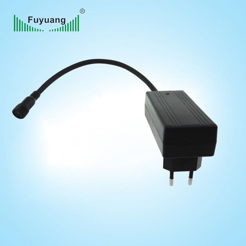 plug in connection 12V 24V li-ion battery charger