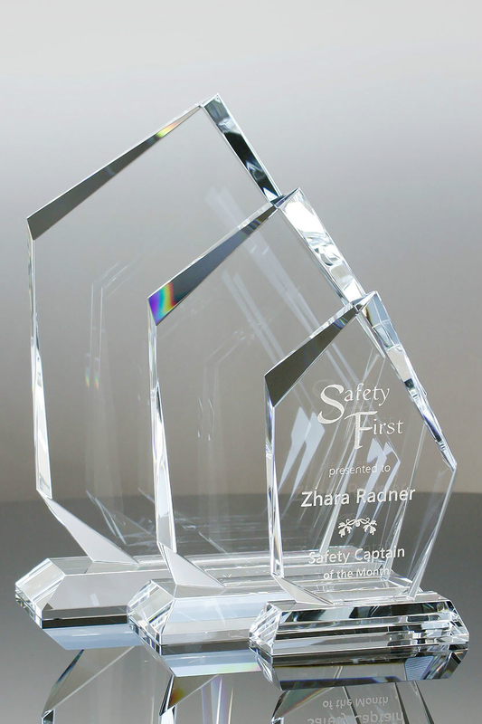 Pinnacle Crystal Board Member Award (#5133, #5333, #5533)
