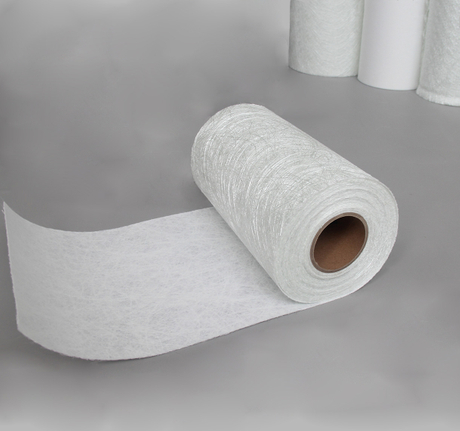 玻璃纖維復(fù)合氈 240g：無堿玻纖氈+平紋聚酯表面氈