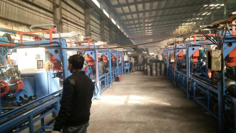 LPG Gas Cylinder Production Line Body Welding Machine