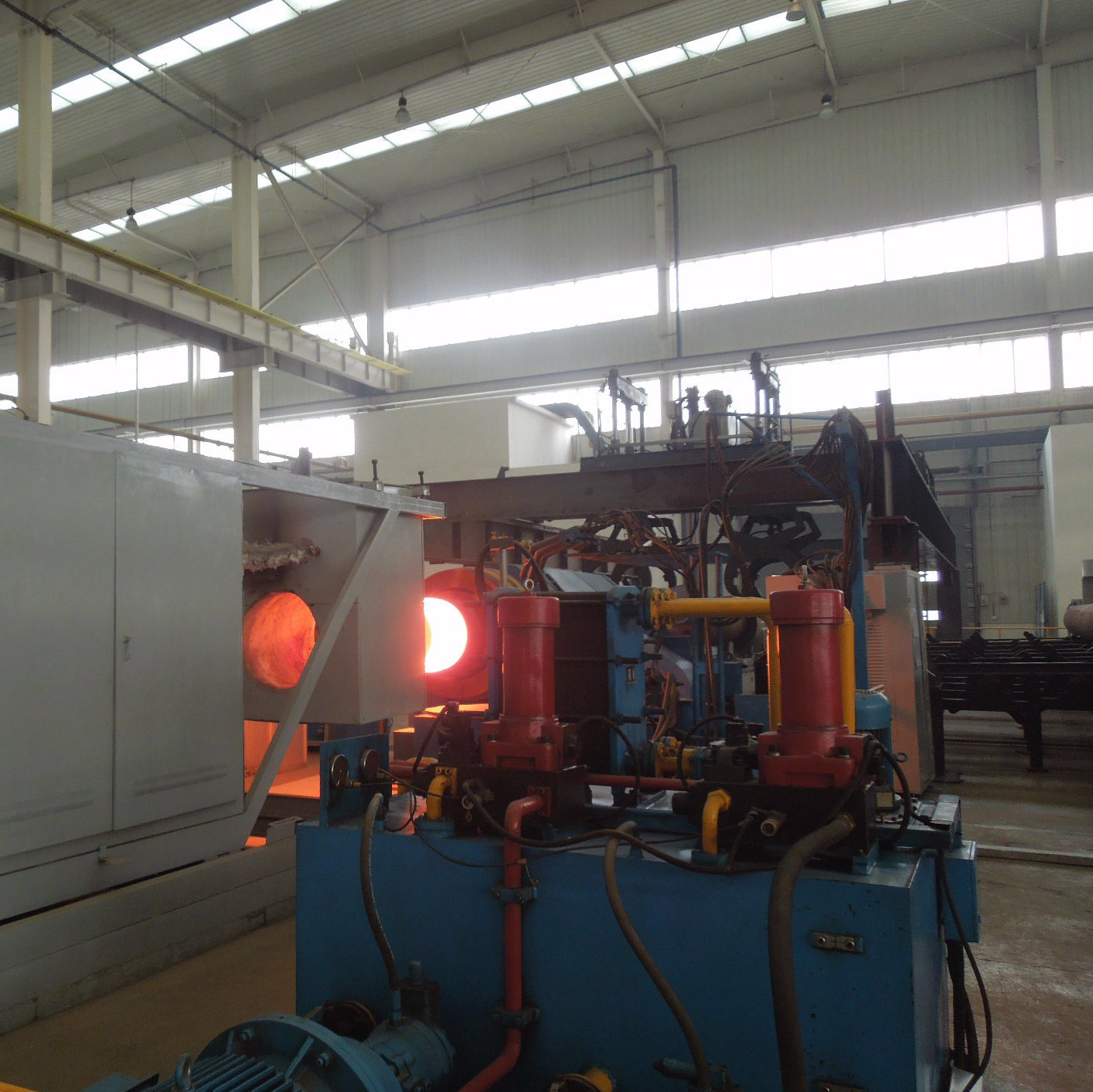Seamless Pipes Hot Spinning Machine
