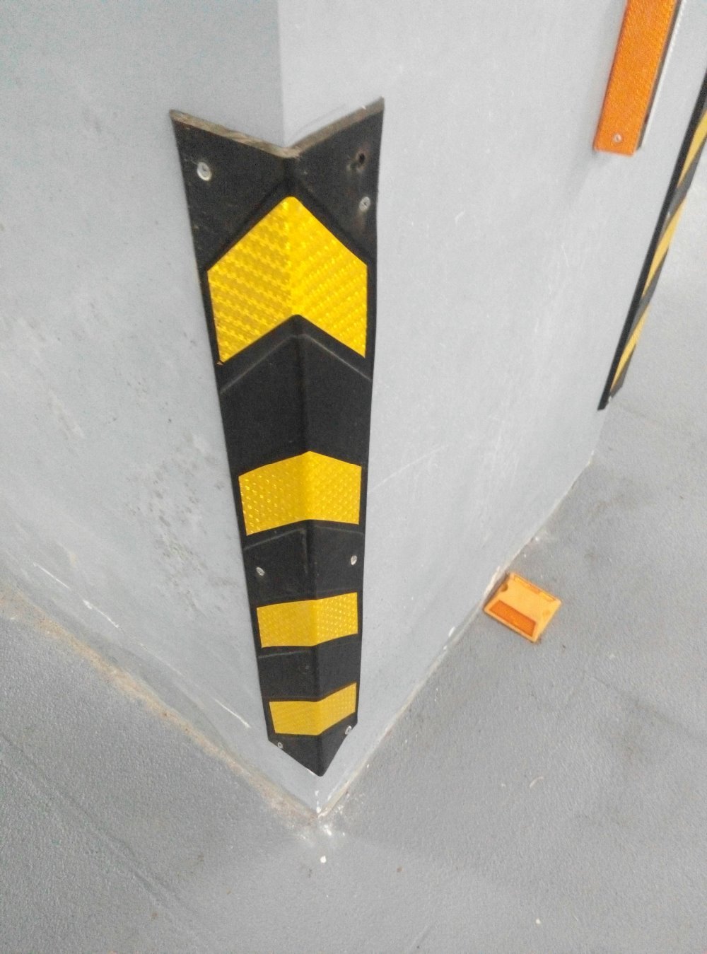 Parking Epdm Rubber Corner Guard Parking Epdm Rubber Corner Guard