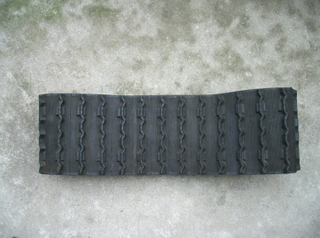 Rubber Track (255X64x27)