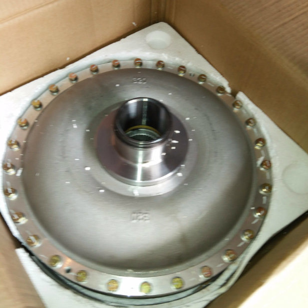 Zf 4wg 180 Transmission Parts, Torque Converter 4844330834 for Shantui Bulldozer