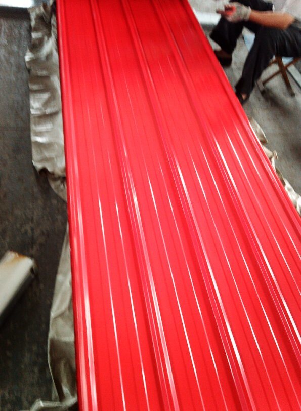 Roofing Sheet/Prepainted Corrugated Metal Roofing Panel in South America